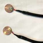 вот такие щупы из 1-центовой медной монеты